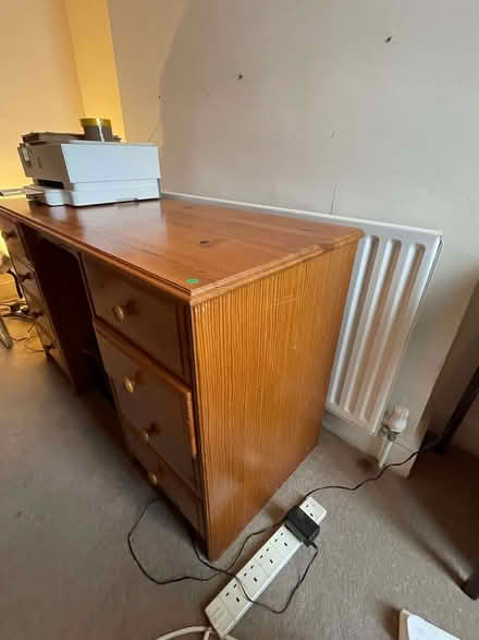 Photo of free Pine desk (North Finchley N12) #1