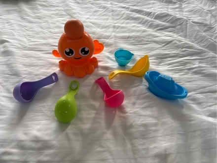 Photo of free Toddler bath toy (Summertown OX2) #1