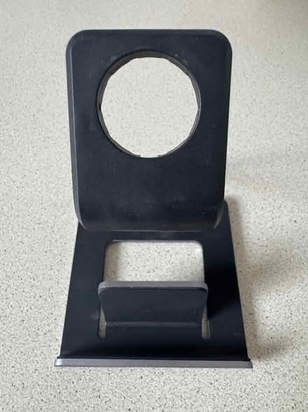 Photo of free Apple Watch and Phone Holder (Finham CV3) #1