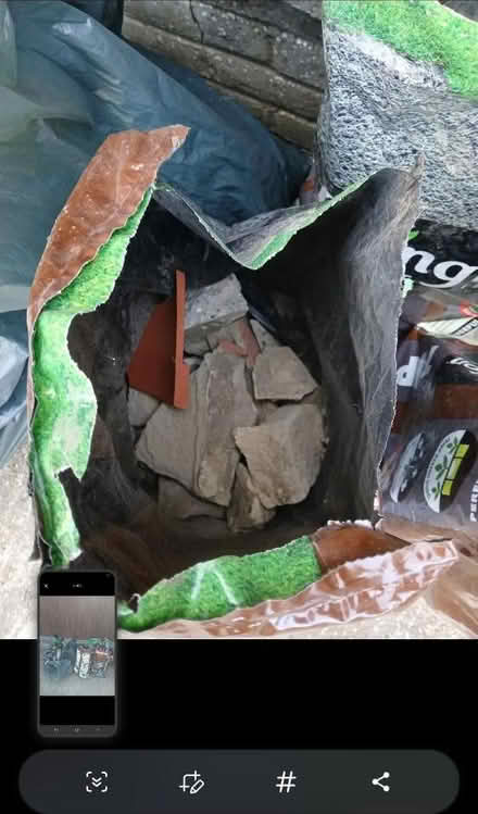 Photo of free clean hardcore 8 x 1/2 bags (Fletching) #3