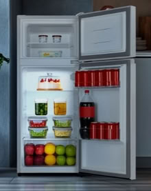 Photo of free 1.5 years old FRIDGE FREEZER | FRIDGEMASTER MTM48120 (Jaywick CO15) #2