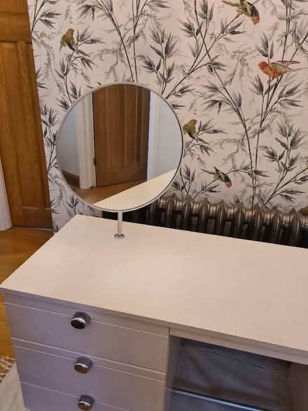 Photo of free White Dressing Table/Desk (Hayes BR2) #2