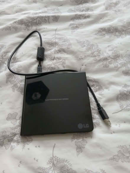 Photo of free DVD/CD Player/Writer (North Ascot SL5) #1