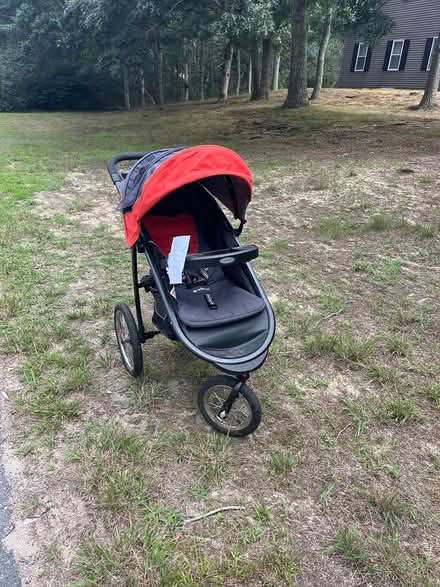 Photo of free Graco running stroller (113 derby road, Brewster, MA) #3