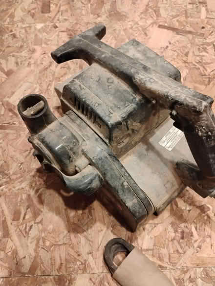 Photo of free Used belt sander (Richmond Hill) #4