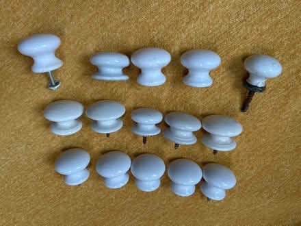 Photo of free porcelain knobs (Dublin 4) #1