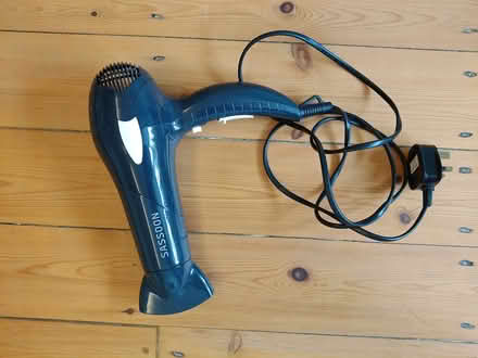Photo of free hair dryers (Little Chester DE1) #2