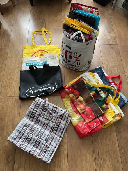Photo of free Shopping bags (Welling DA16) #1