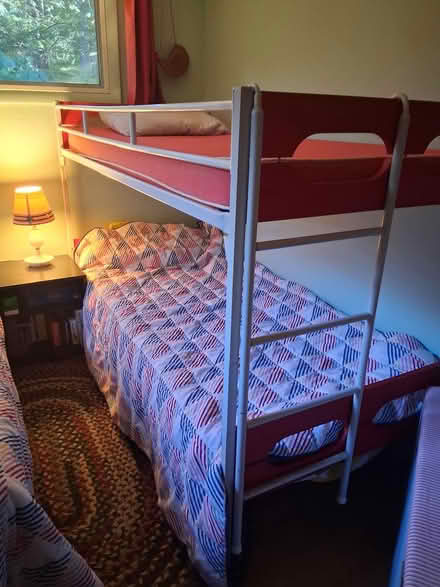 Photo of free Bunk bed (Meredith) #1