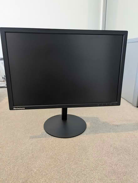 Photo of free Desktop computer screen (Mudeford) #1
