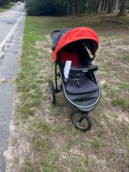 Photo of free Graco running stroller (113 derby road, Brewster, MA) #4