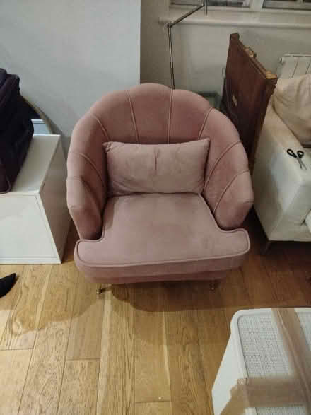 Photo of free pink upholstered armchair (Hampstead NW3) #1