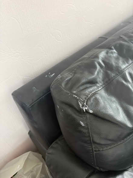 Photo of free Black leather sofa (Letchworth sg6 4ph) #3