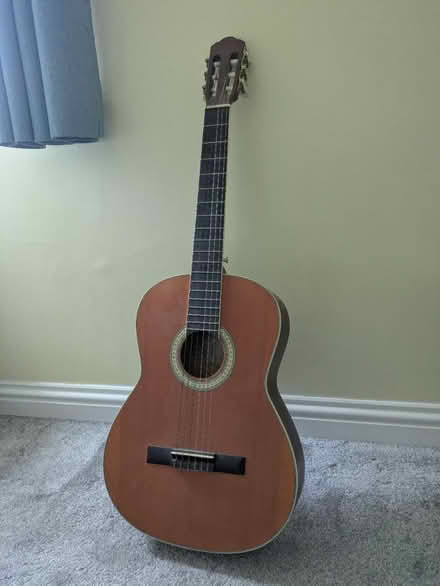 Photo of free Acoustic Guitar (Urmston M41) #1