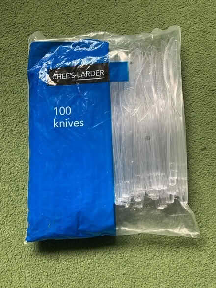 Photo of free Plastic knives (Tunbridge Wells S. TN2) #1