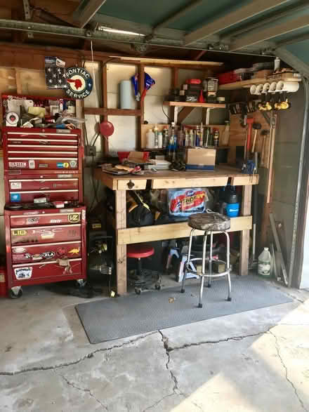 Photo of free massive cleanout (118 Old Edgefield Rd) #3