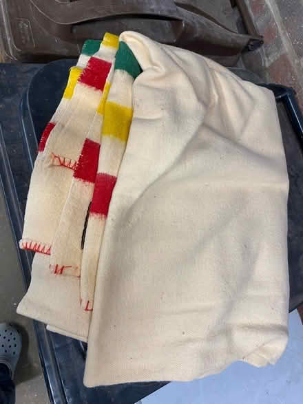 Photo of free Traditional wool blanket (Southdown AL5) #2