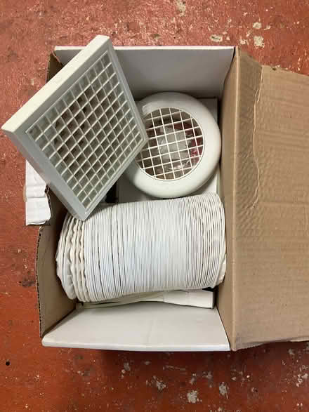 Photo of free Extractor fan fittings (Sevenoaks TN13) #1