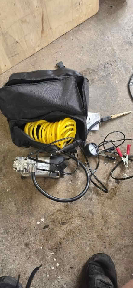 Photo of free Ring 12v compressor (Bebington CH63) #1