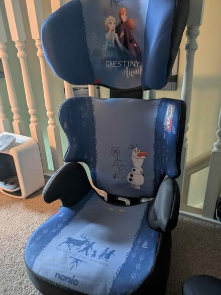 Photo of free Frozen car seat (WAS) #1