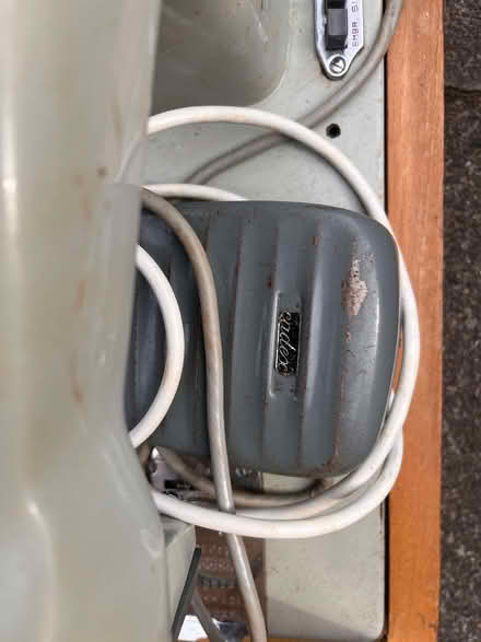 Photo of free Old sewing machine (works perfectly well, just heavy) (Torbrex FK7) #3