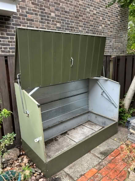 Photo of free Garden storage unit (Herne Hill, SE24) #3