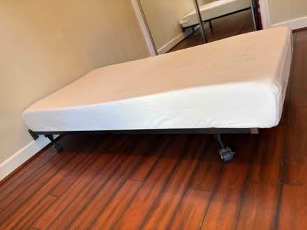 Photo of free Métal bed frame and twin mattress (San Jose - Willow Glen area) #1