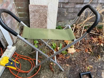 Photo of free Folding seats (The Dell SG4) #2