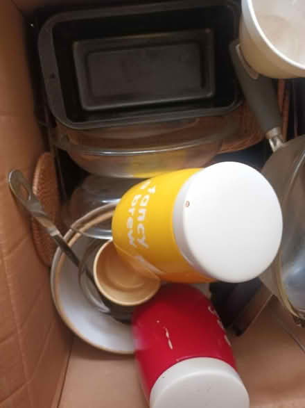 Photo of free Kitchen accessories (Bedmond WD5) #2