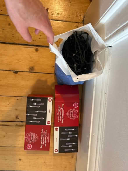 Photo of free Christmas lights (Woodside G20) #1