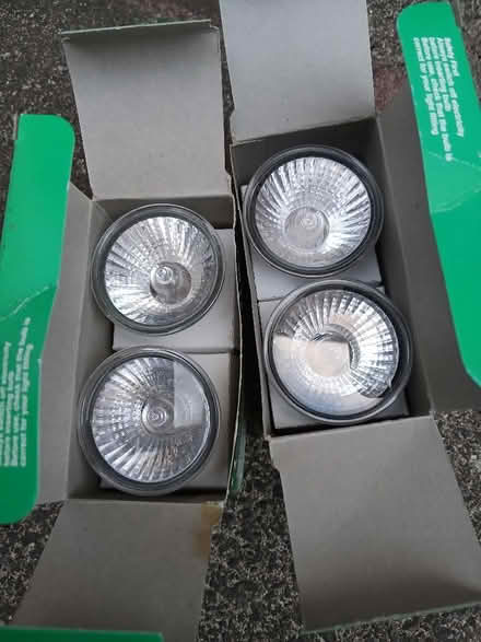 Photo of free 5 x GU10 50 watt bulbs (Chelsfield BR6) #1