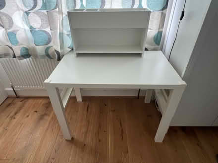 Photo of free Kids desk (Ealing common W5) #1
