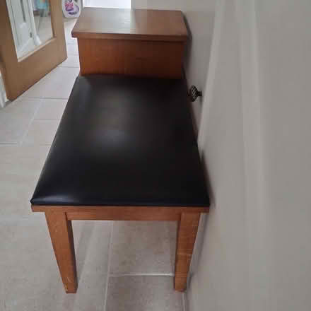 Photo of free Hallway Bench (Rayleigh SS6) #3