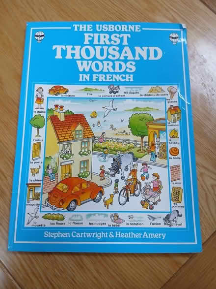 Photo of free Usborne 1000 words French (Moreton Hall BSE) #1
