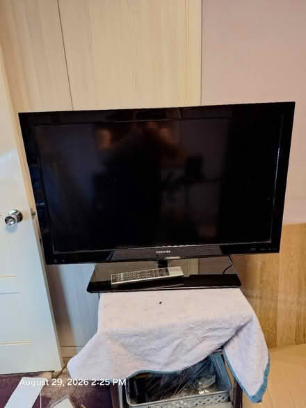 Photo of free Toshiba Smart TV (Southampton SO16) #1