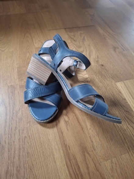 Photo of free Marks & Spencer strappy sandals (Weaverham) #1