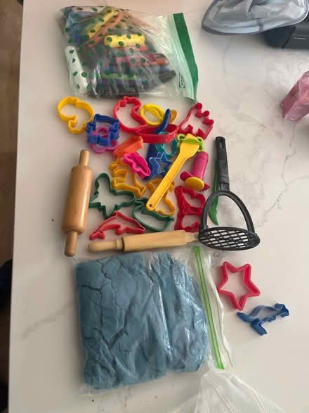 Photo of free Playdough tools ? Kinetic sand and wax crayons. (Donnington RG14) #1