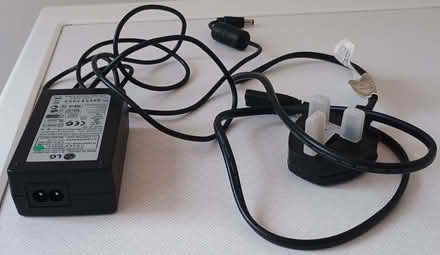 Photo of free LG 16x External USB 2 DVD Writer/player (Barbourne WR3) #3