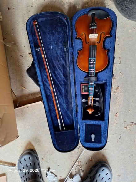 Photo of free Violin (Southampton SO16) #1