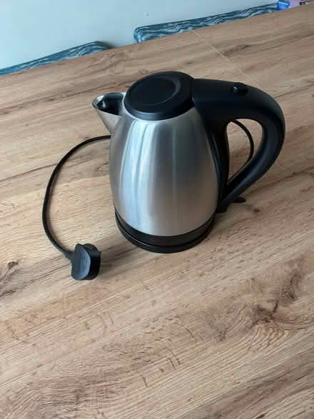 Photo of free Cordless kettle (Westbrook WA5) #1