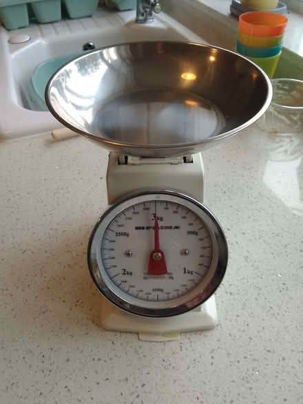 Photo of free Kitchen scales (St Helens TN34) #1
