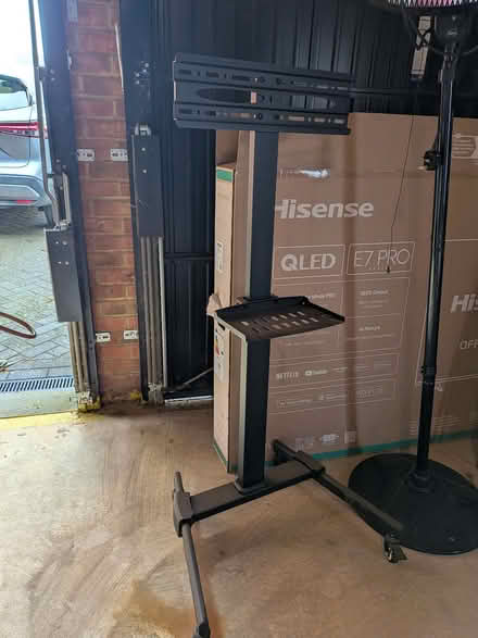 Photo of free TV Mount Free Standing (Wellingborough NN8) #1