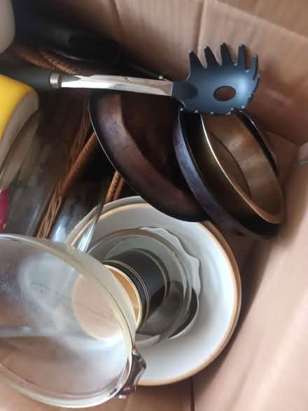Photo of free Kitchen accessories (Bedmond WD5) #3
