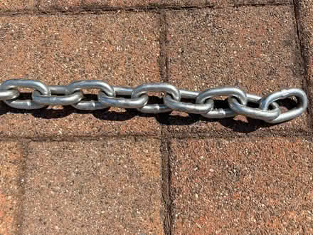 Photo of free 2 Chains (59th and Manitoba) #4