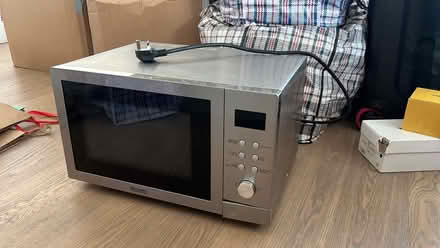 Photo of free Microwave Oven (Chelsea SW1W) #4