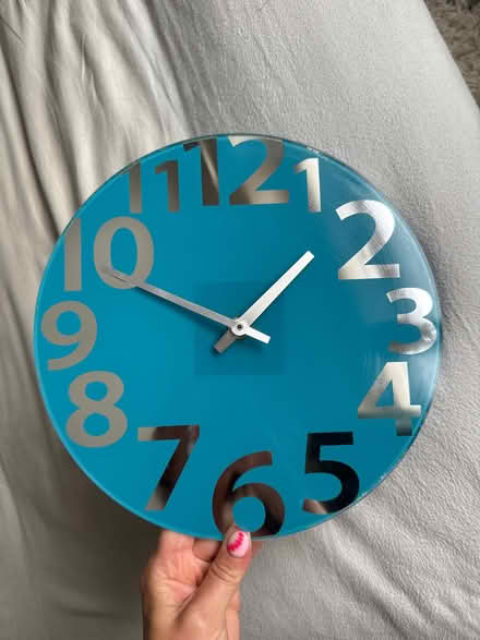 Photo of free Blue wall clock - glass (Gadebridge HP1) #1