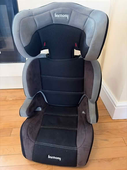 Photo of free Child car seat (Ng16) #1