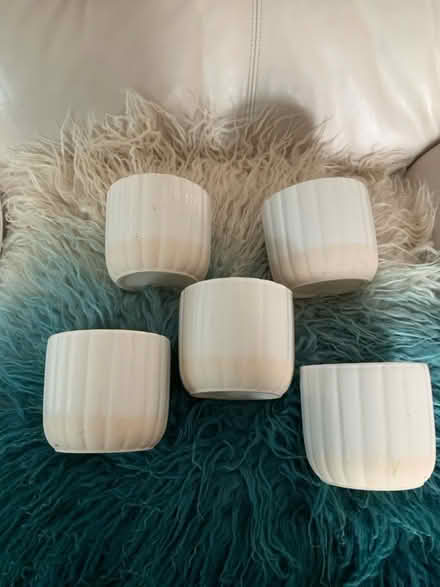 Photo of free Ceramic pots x 5 (Leasowe CH45) #1