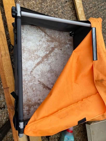 Photo of free Bugee trailer - no wheels (The Dell SG4) #3