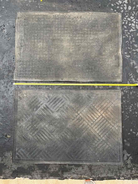 Photo of free 2 heavy duty 2’ x 3’ floor mats (east Carpentersville) #2